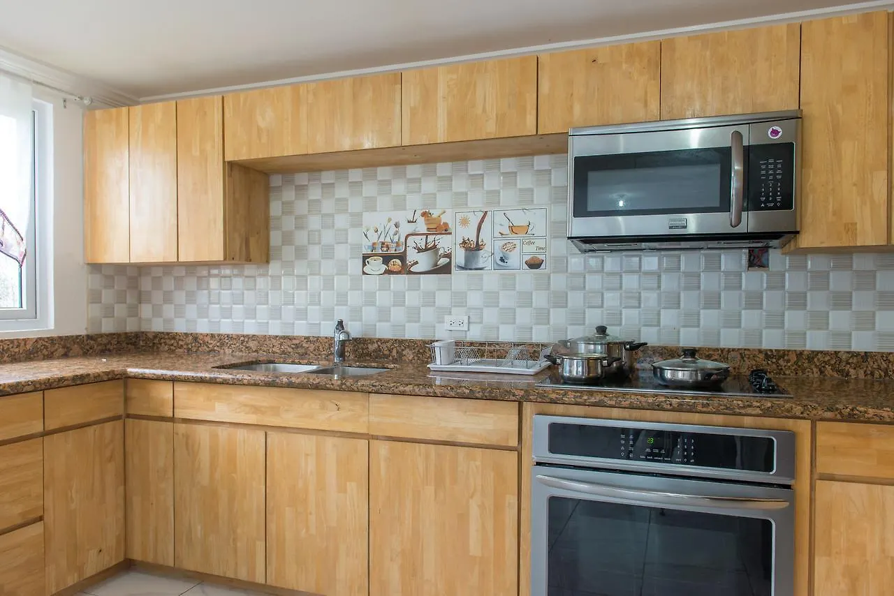 Little Bay Country Club - 2 Bedroom 네그릴 0*,  자메이카